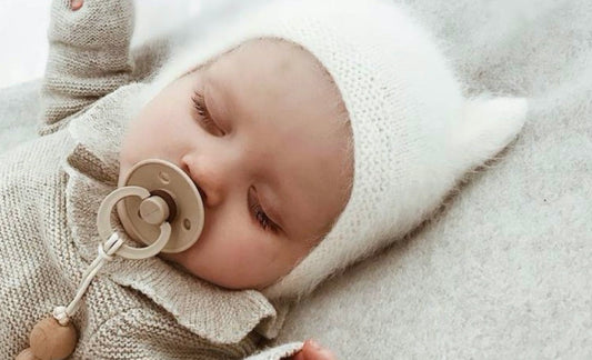 Sleeping baby weaning